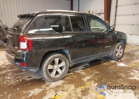 2016 Jeep Compass High Altitude Edition z USA, uszkodzony, nr VIN 1C4NJDEB4GD745423